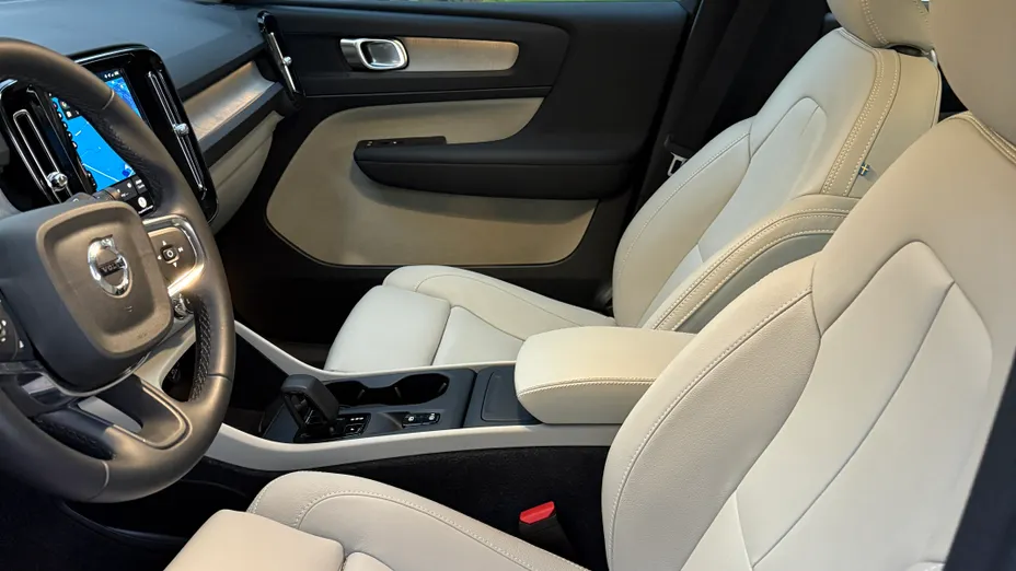 VOLVO XC40 XC40 B3 Core aut