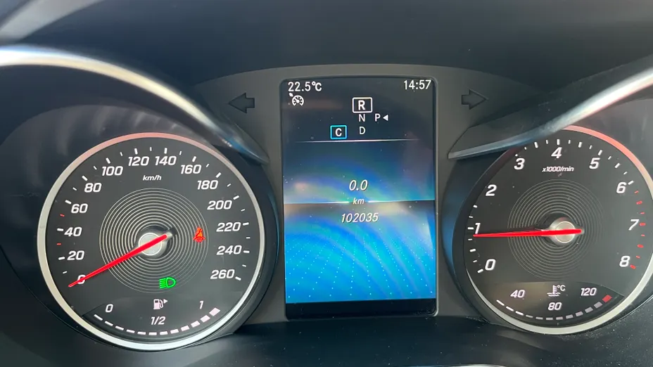 MERCEDES-BENZ C Klasa C 180 9G-TRONIC