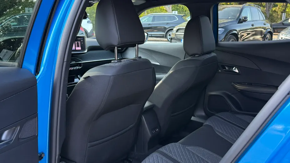 PEUGEOT 2008 2008 PureTech 130 Allure S&S EAT8