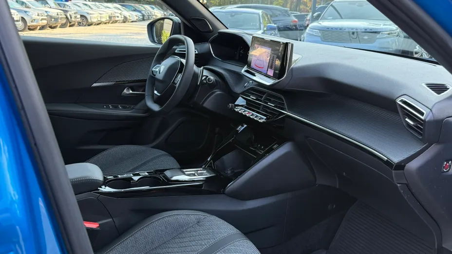 PEUGEOT 2008 2008 PureTech 130 Allure S&S EAT8