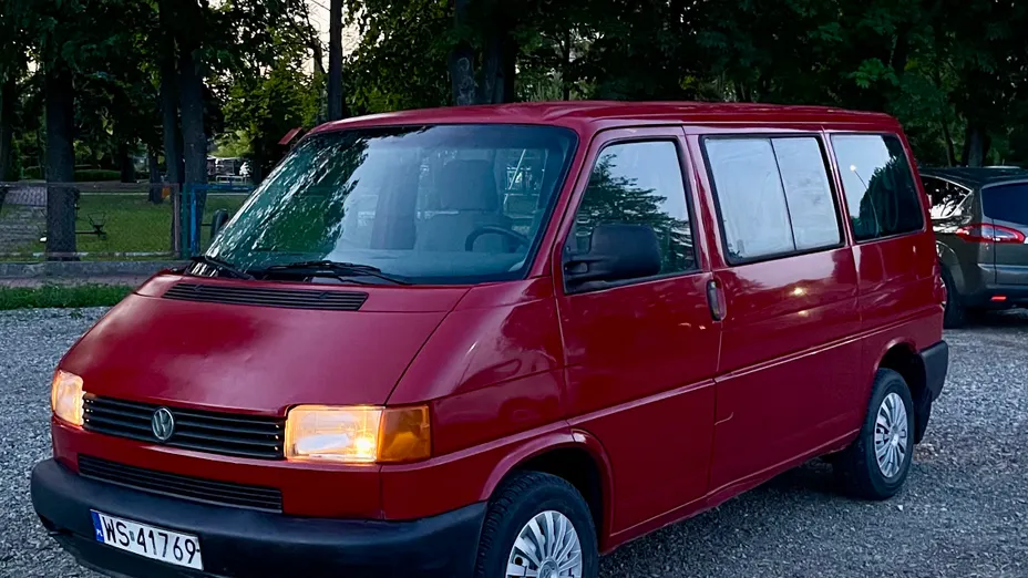 VOLKSWAGEN Transporter -