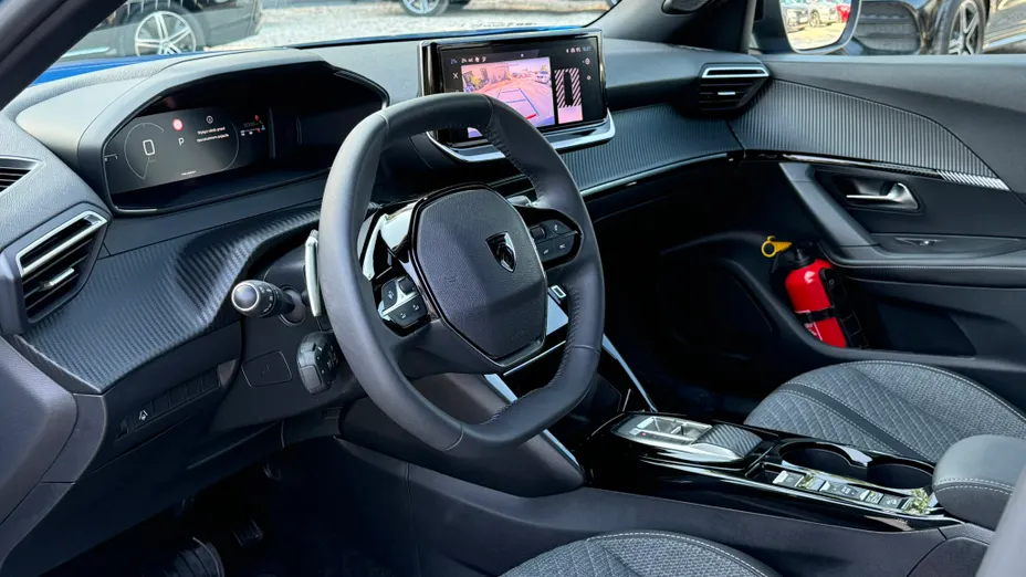 PEUGEOT 2008 2008 PureTech 130 Allure S&S EAT8