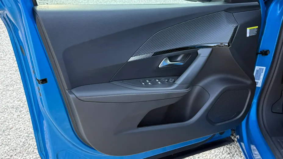 PEUGEOT 2008 2008 PureTech 130 Allure S&S EAT8