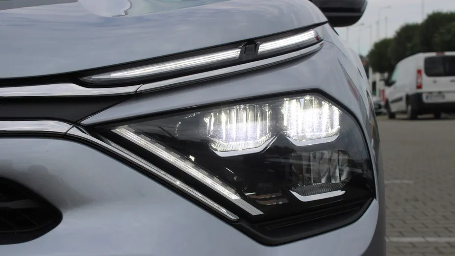 CITROEN C4 C4 1.5 BlueHDi Shine S&S