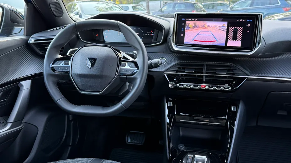 PEUGEOT 2008 2008 PureTech 130 Allure S&S EAT8