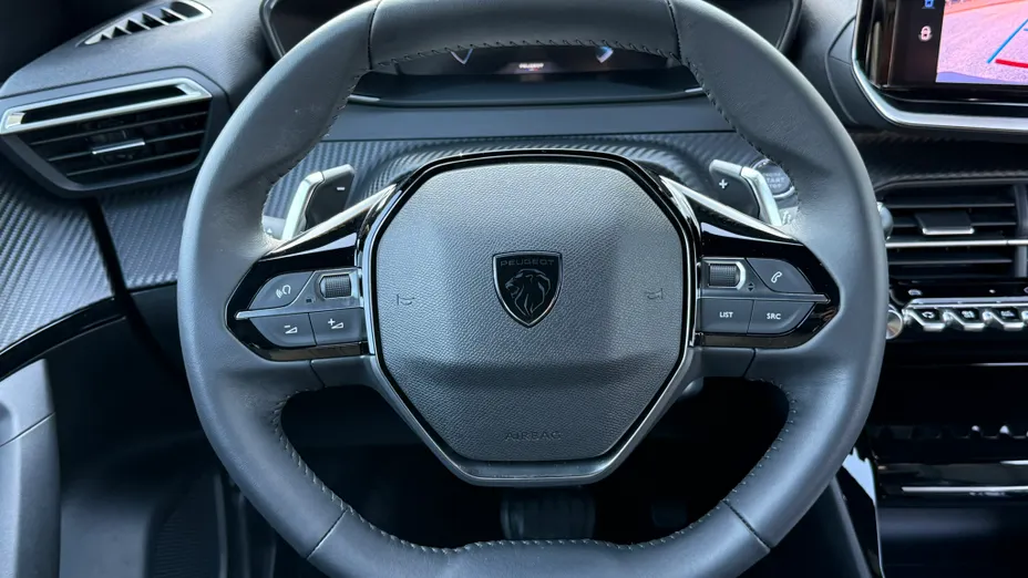 PEUGEOT 2008 2008 PureTech 130 Allure S&S EAT8