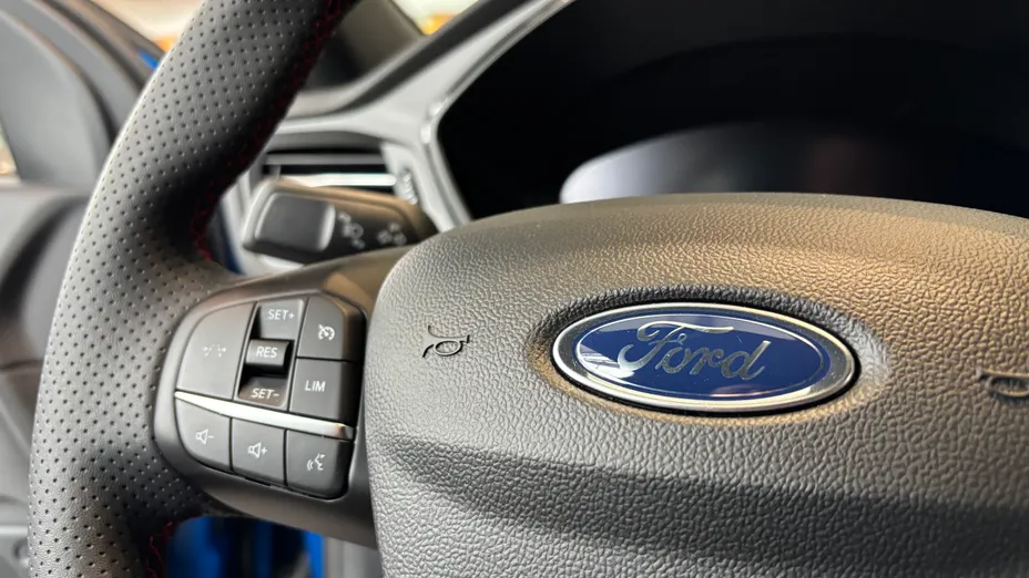 FORD Kuga Kuga 2.5 FHEV FWD ST-Line eCVT Nowy