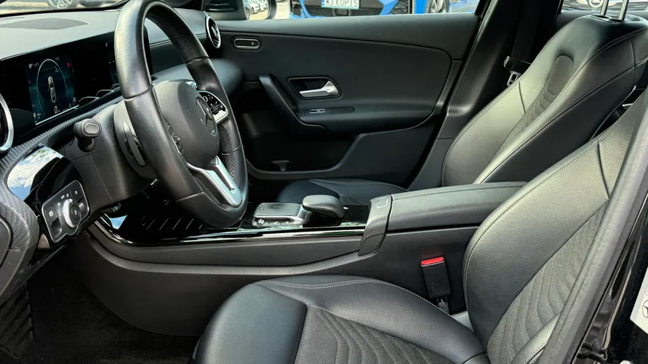 MERCEDES-BENZ A Klasa A 180 Style 7G-DCT