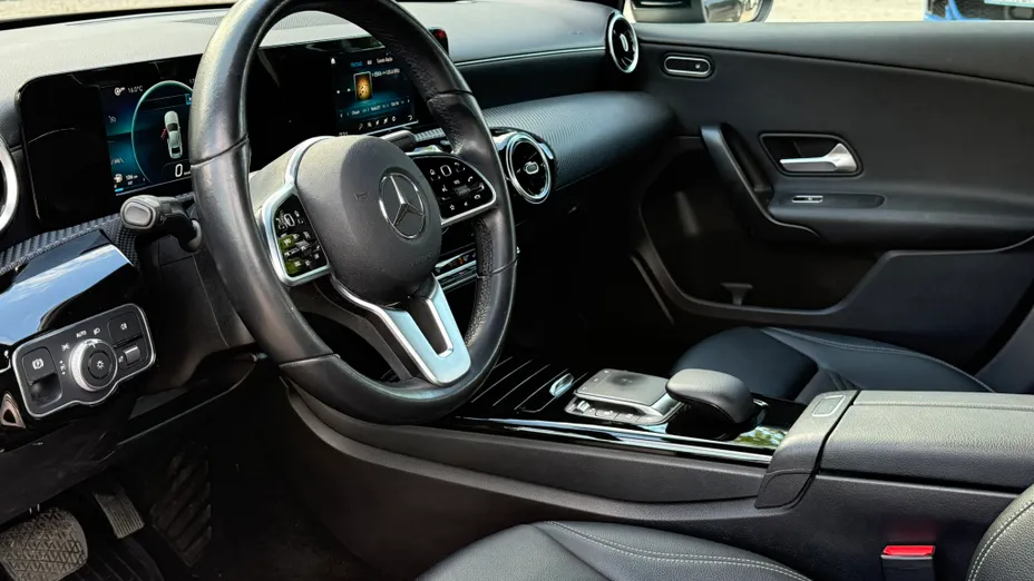 MERCEDES-BENZ A Klasa A 180 Style 7G-DCT