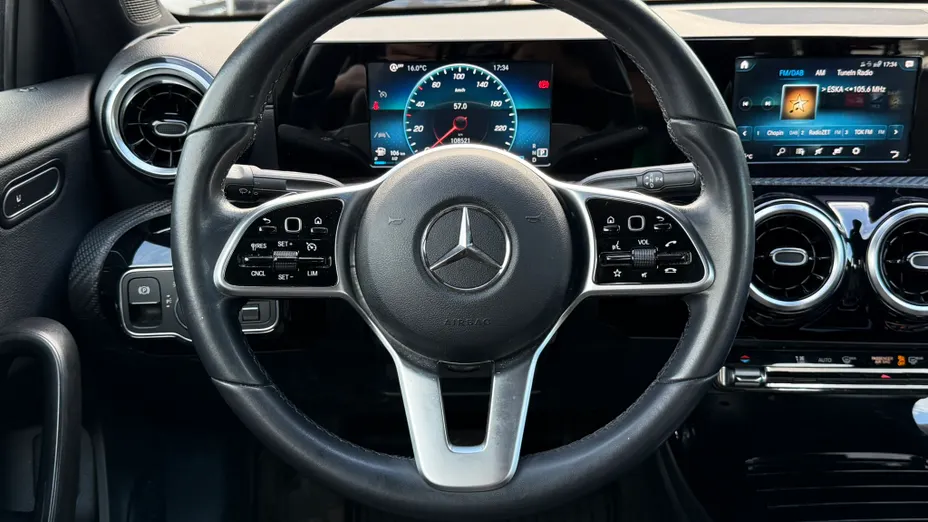MERCEDES-BENZ A Klasa A 180 Style 7G-DCT