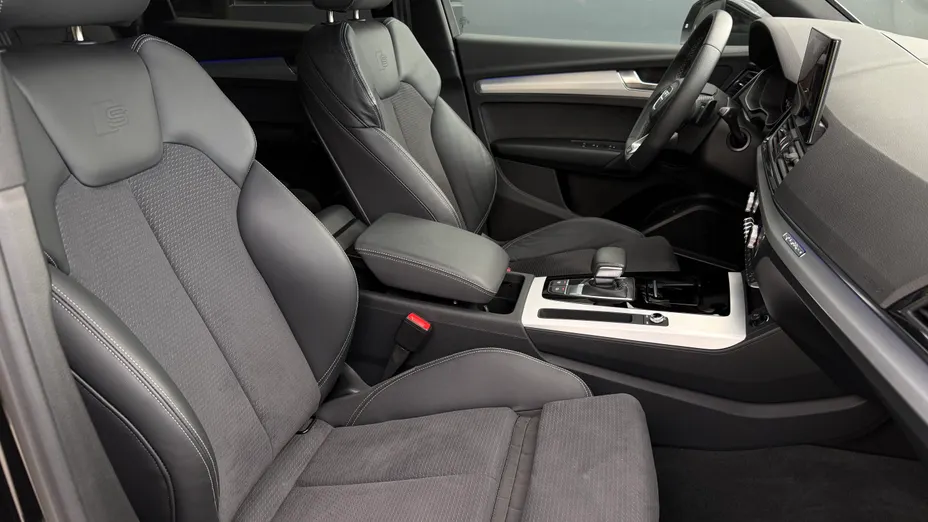 AUDI Q5 Q5 45 TFSI mHEV Quattro S Line S tronic