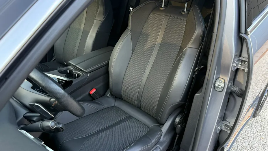 PEUGEOT 3008 3008 1.2 PureTech GT S&S