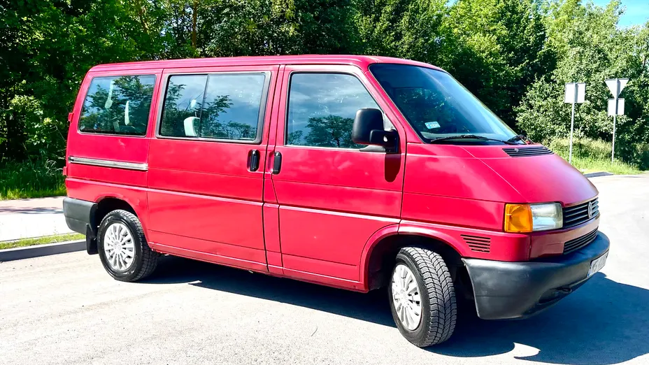 VOLKSWAGEN Transporter -