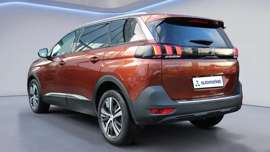 PEUGEOT 5008 5008 2.0 BlueHDi Allure Pack S&S EAT8