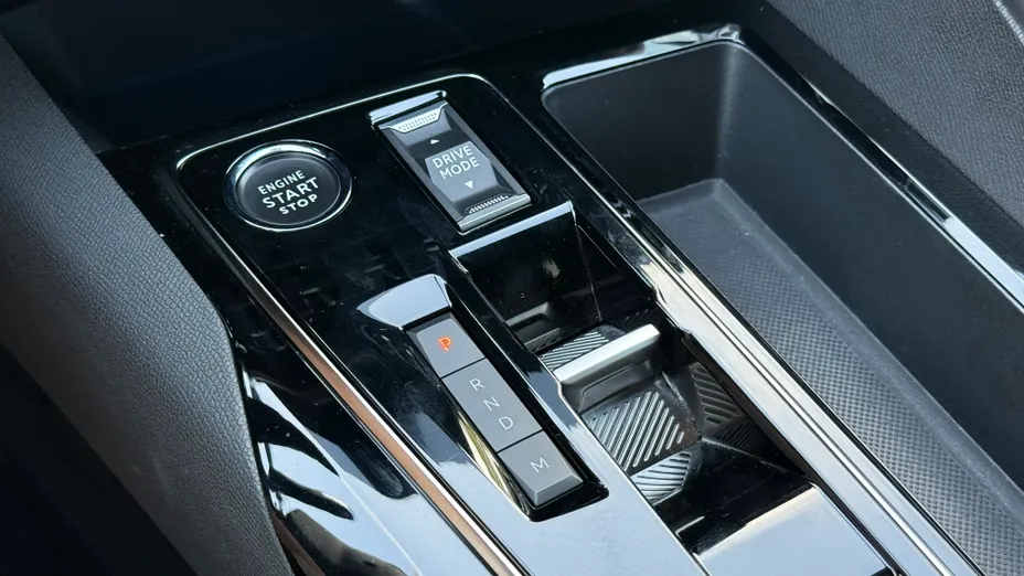 PEUGEOT 3008 3008 1.2 PureTech GT S&S