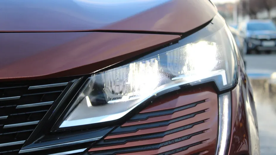 PEUGEOT 5008 5008 2.0 BlueHDi Allure Pack S&S EAT8