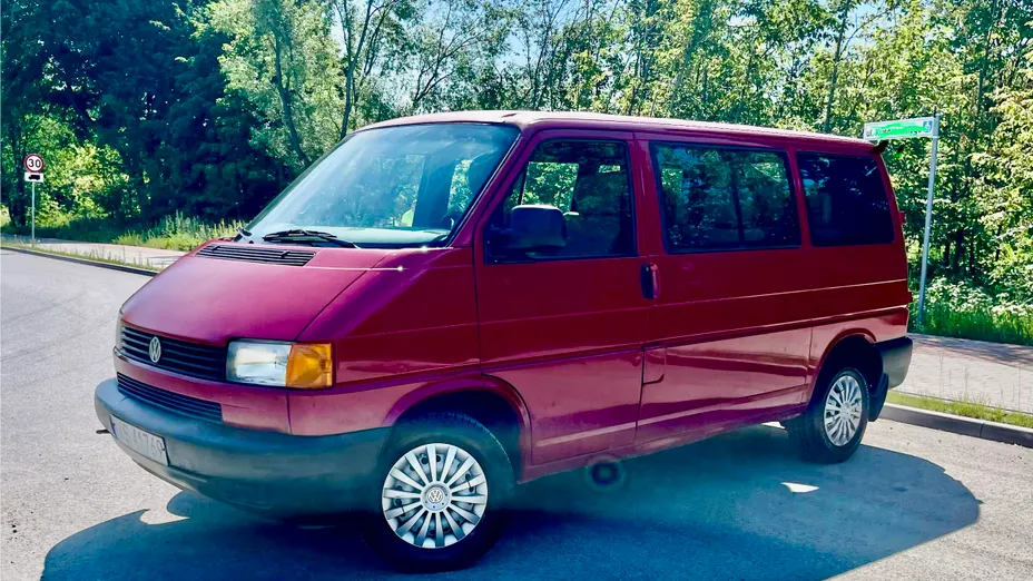 VOLKSWAGEN Transporter -