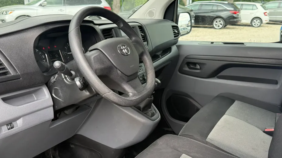 TOYOTA Proace Proace Kombi 2.0 D-4D Long 2,8t