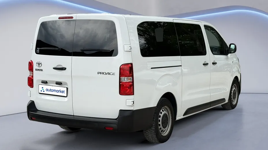 TOYOTA Proace Proace Kombi 2.0 D-4D Long 2,8t