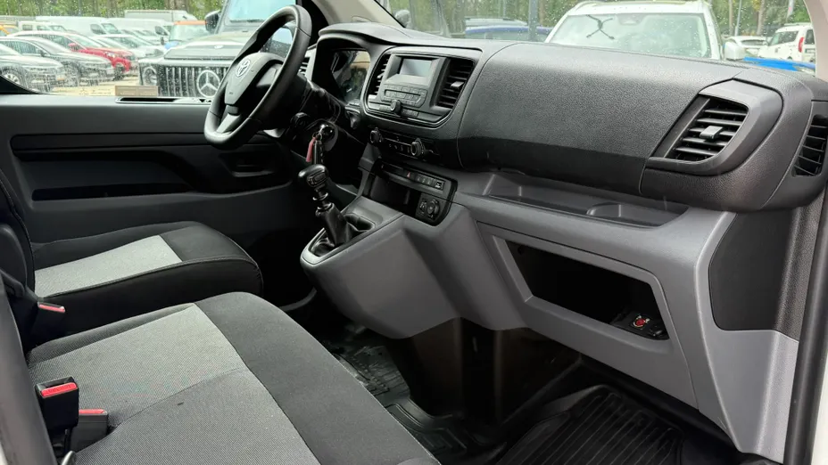 TOYOTA Proace Proace Kombi 2.0 D-4D Long 2,8t