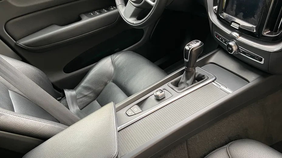 VOLVO XC60 XC60 D3 AWD Momentum