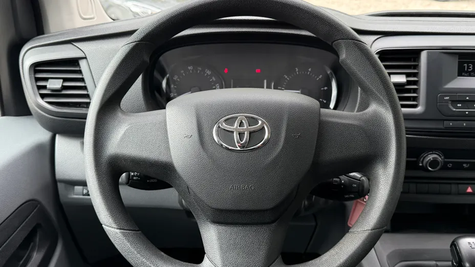 TOYOTA Proace Proace Kombi 2.0 D-4D Long 2,8t