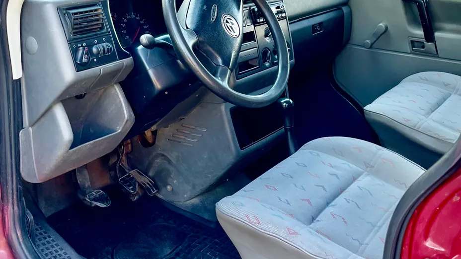 VOLKSWAGEN Transporter -