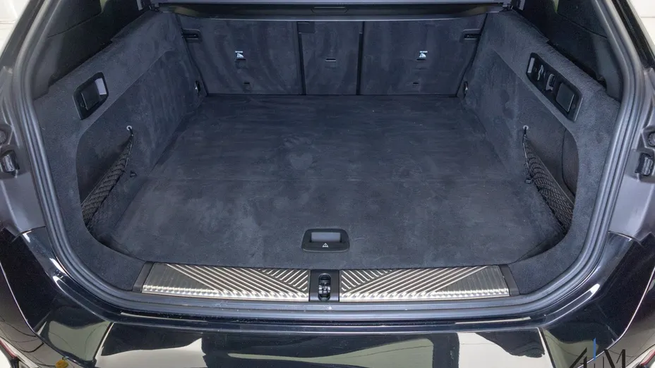 BMW Seria 5 520d xDrive mHEV M Sport aut