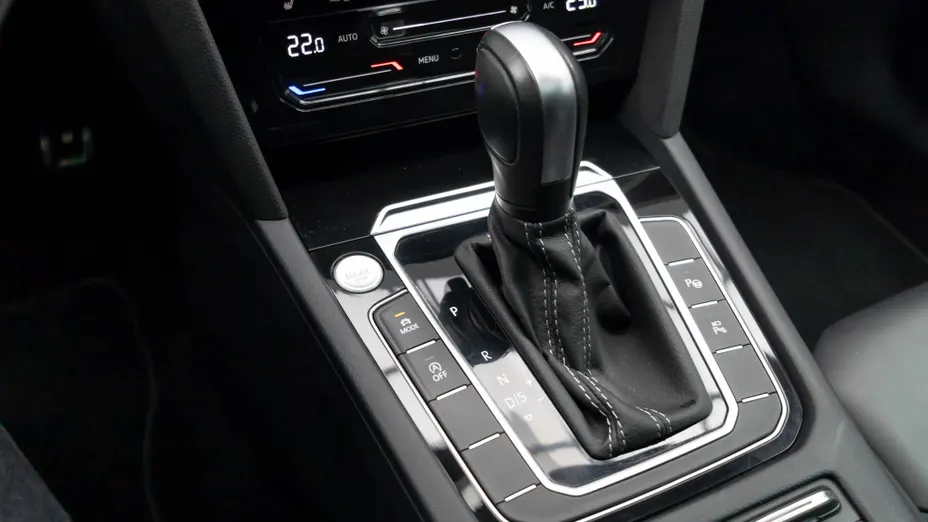 VOLKSWAGEN Arteon Arteon 2.0 TDI 4Motion R-Line DSG