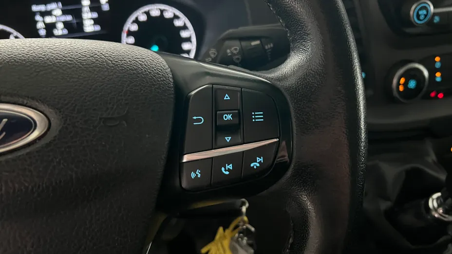 FORD Transit Custom Transit Custom 300 L2H1 Trend