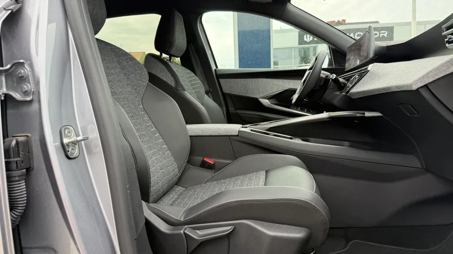 PEUGEOT 3008 3008 1.2 PureTech mHEV Allure e-DCS6