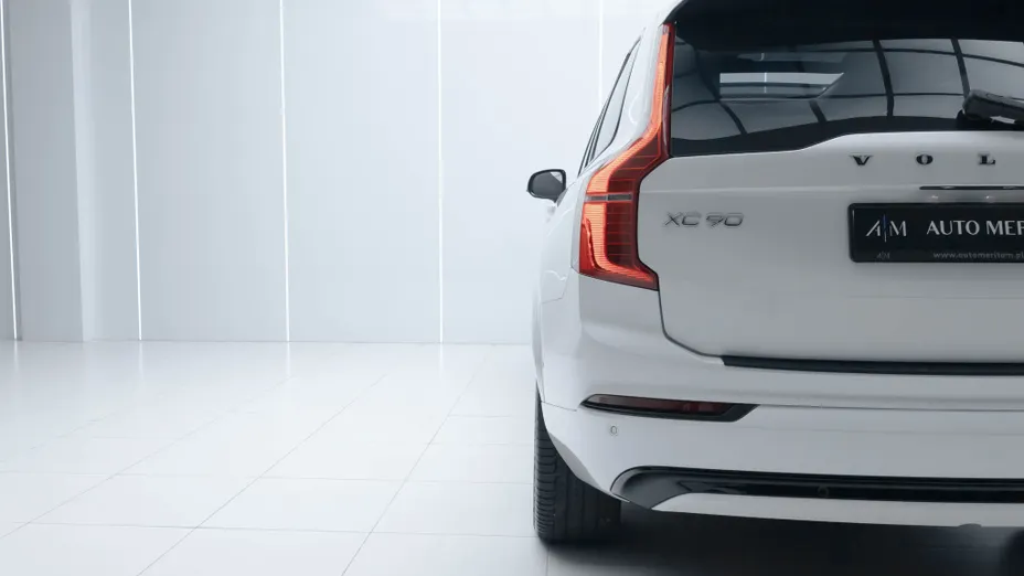 VOLVO XC90 XC90 T8 AWD Plug-In Hybrid Ultimate Dark 7os aut
