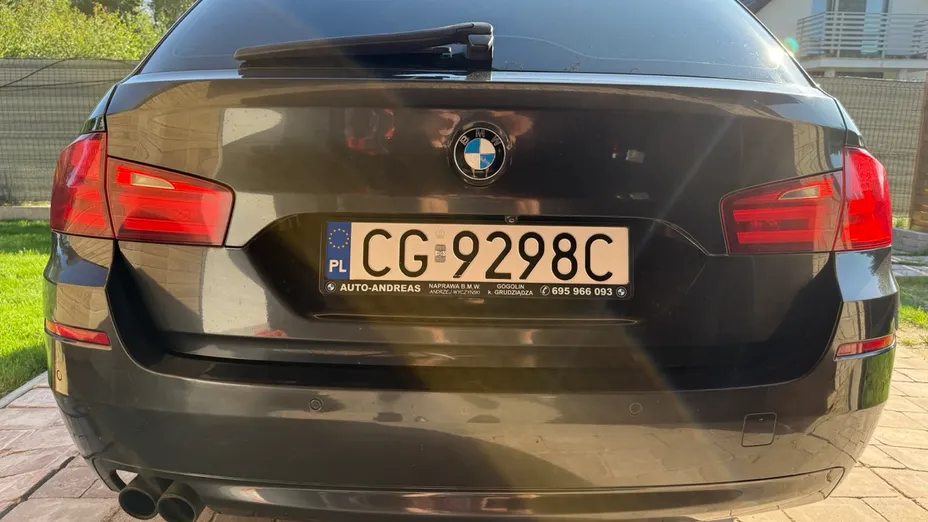 BMW Seria 5 520d sport-aut