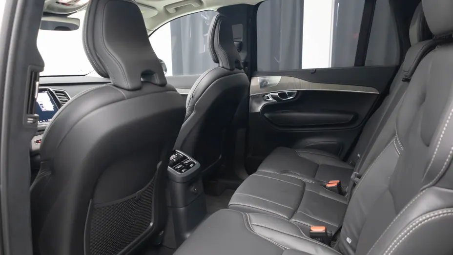 VOLVO XC90 XC90 T8 AWD Plug-In Hybrid Ultimate Dark 7os aut
