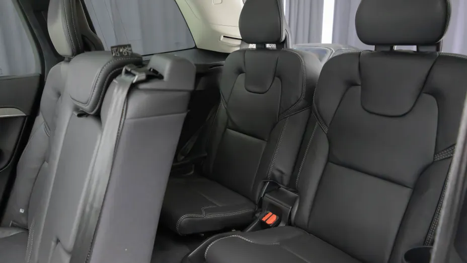 VOLVO XC90 XC90 T8 AWD Plug-In Hybrid Ultimate Dark 7os aut