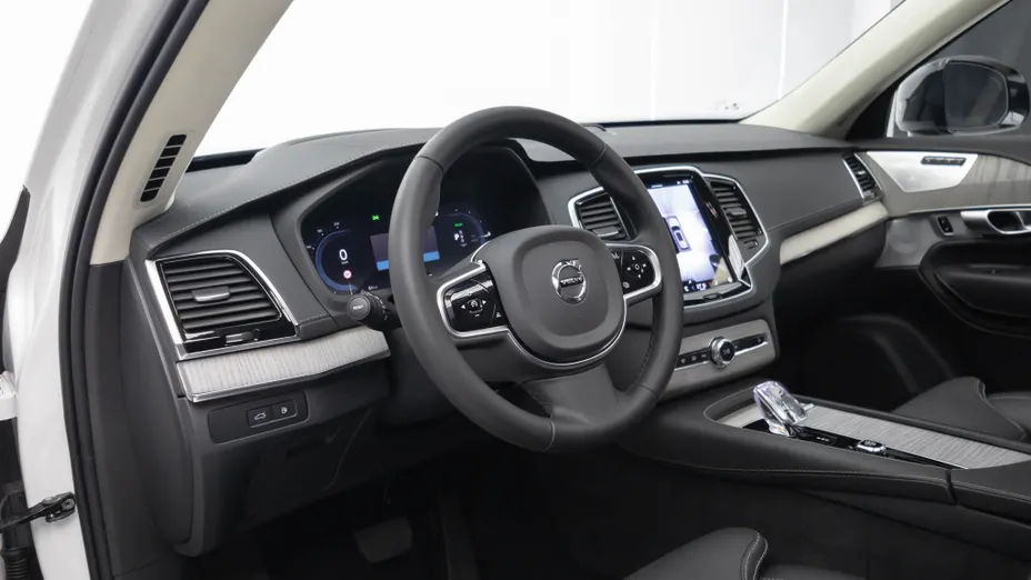 VOLVO XC90 XC90 T8 AWD Plug-In Hybrid Ultimate Dark 7os aut