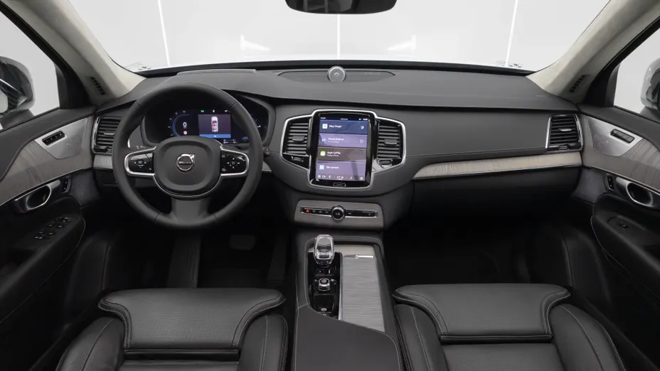 VOLVO XC90 XC90 T8 AWD Plug-In Hybrid Ultimate Dark 7os aut