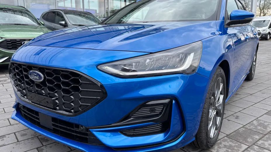 FORD Focus Focus 1.0 EcoBoost mHEV ST-Line X aut Nowy