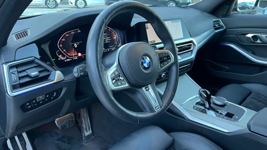 BMW Seria 3 318i M Sport aut