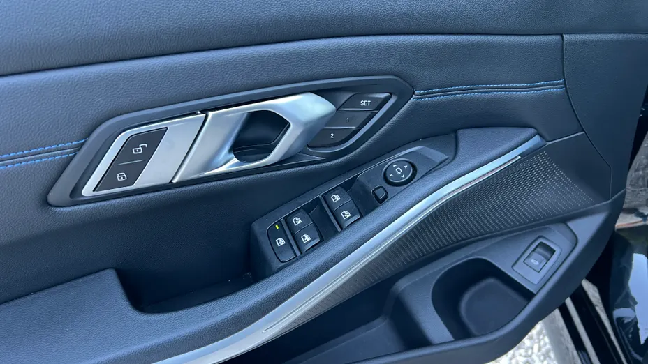 BMW Seria 3 318i M Sport aut