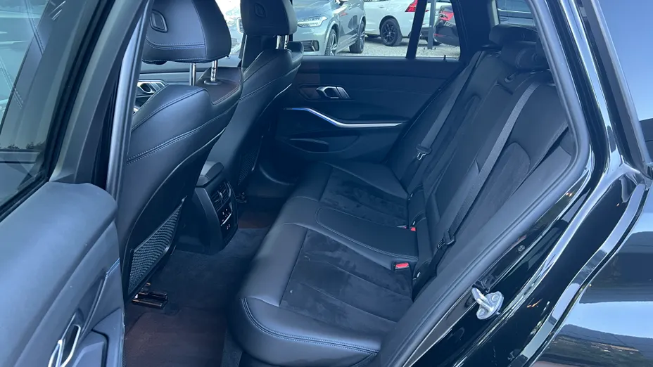 BMW Seria 3 318i M Sport aut