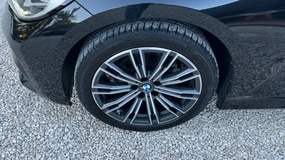 BMW Seria 3 318i M Sport aut