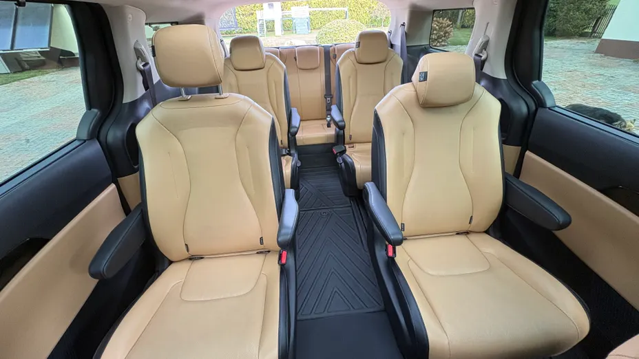 KIA Carnival Carnival 2.2 CRDi Freedom aut