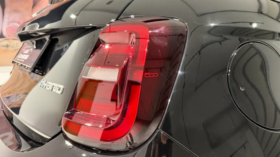 FIAT 500 500 1.0 GSE Hybrid Icon Nowy