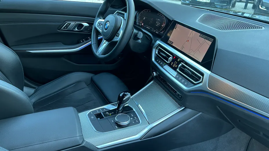 BMW Seria 3 318i M Sport aut