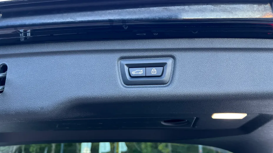 BMW Seria 3 318i M Sport aut