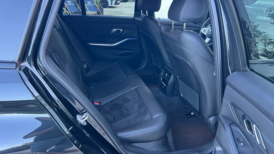 BMW Seria 3 318i M Sport aut