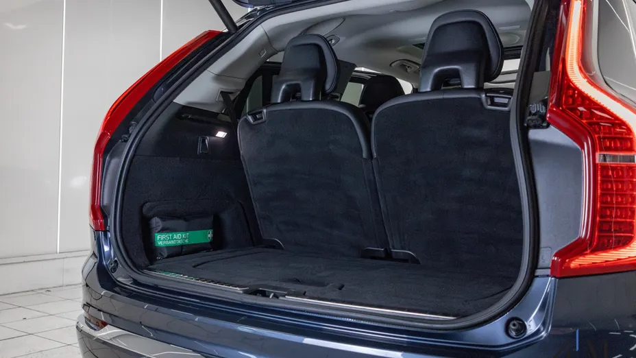 VOLVO XC90 XC90 T8 AWD Plug-In Hybrid Ultimate Bright 7os aut