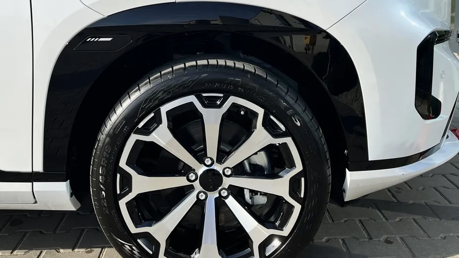 AION V V 75.3kWh Premium Nowy