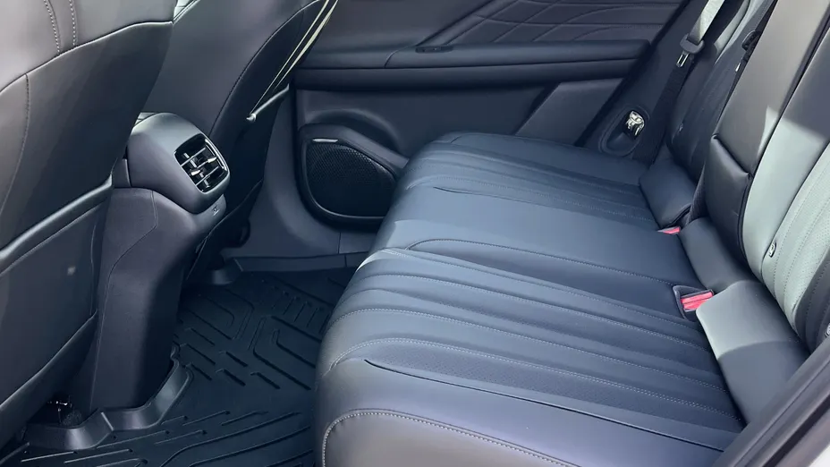 AION V V 75.3kWh Premium Nowy